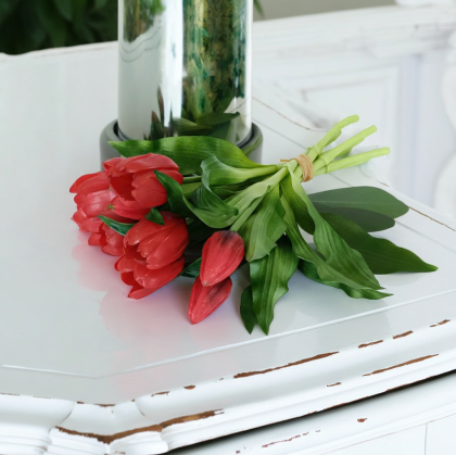 червени лалета - букет от 7 бр.