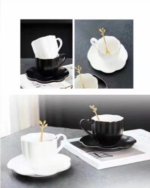 чаша, чинийка, лъжичка CURLY WHITE & BLACK