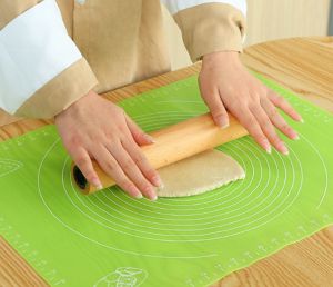подложка за месене, точене и печене 65 х 45 см LIGHT GREEN