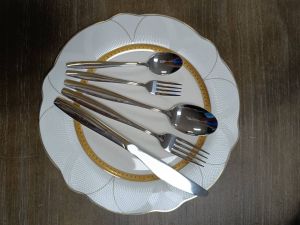 Прибори за хранене 30 ч. Gold Satin by Morello