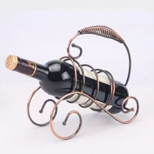 оставка за бутилка ROSE GOLD SPIRAL с дръжка