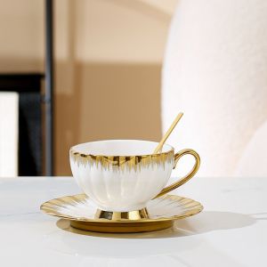 чаша, чинийка, лъжичка WHITE, BLACK & GOLD