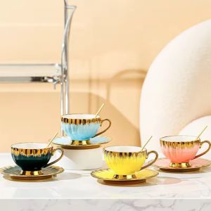 чаша, чинийка, лъжичка GREEN, BLUE & GOLD