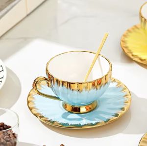 чаша, чинийка, лъжичка GREEN, BLUE & GOLD