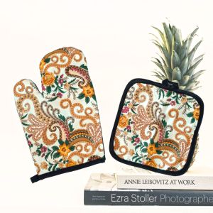 кухненска ръкавица с ръкохватка оранжево цвете