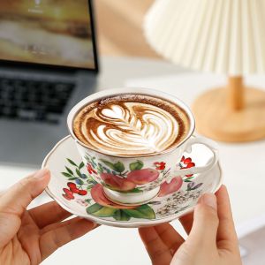 чаша 250 мл, чинийка, лъжичка Ябълки - порцелан