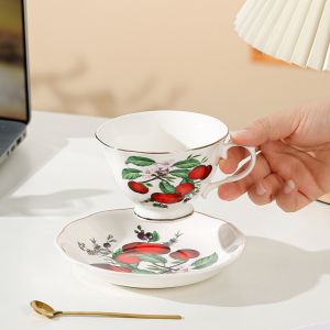 чаша 250 мл, чинийка, лъжичка Череши - порцелан