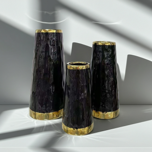 черни вази (21 и 24,5 см) - Модерен декор за дома