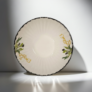 купа за салата с маслини - стил и свежест на масата!