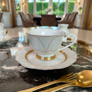 сервиз за хранене от порцелан