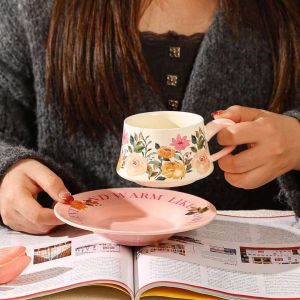 чаша с чинийка Morello, розова с цветя - порцелан