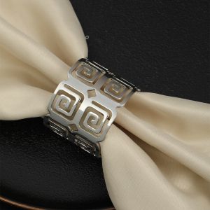 метални пръстени за салфетки Morello Silver с класически гръцки мотив. Комплект от 6 бр.