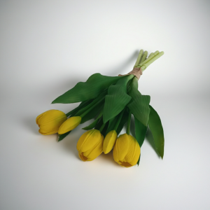Декоративен букет от 5 жълти лалета Morello – нежно усещане, 31 см