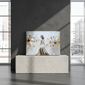 Ръчно рисувана арт картина върху канава с дама в златна рокля, 3D релефни детайли, върху дървена подрамка, 50х70 см от liv.bg