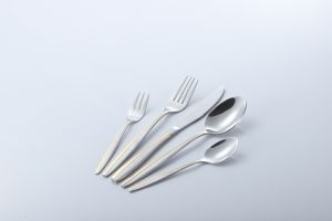 Прибори за хранене 30 ч. Gold Satin by Morello