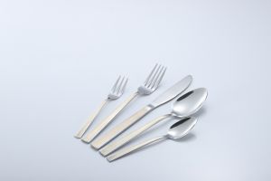 Прибори за хранене 30 части Morello-злато