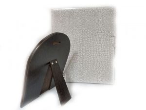 Икона 25 х 19 Богородица и Младенеца със сребърно покритие 