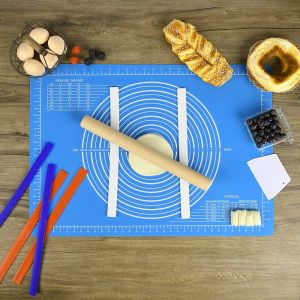 подложка за месене, точене и печене 65 х 45 см BLUE CAPRI